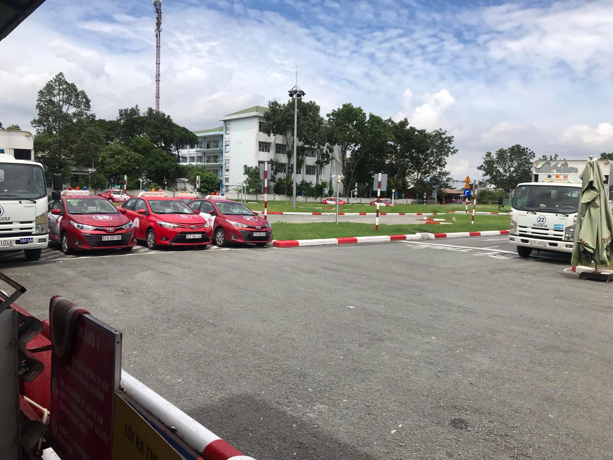 HỌC DẠY LÁI XE B2 UY TÍN TẠI QUẬN 7